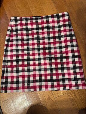Talbots red and black plaid wool blend skirt